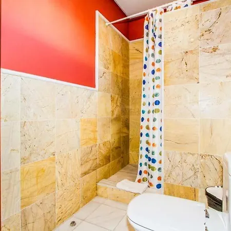 In Playa Blanca Sleeps 6 With Pool Air Con And Wifi Villa *